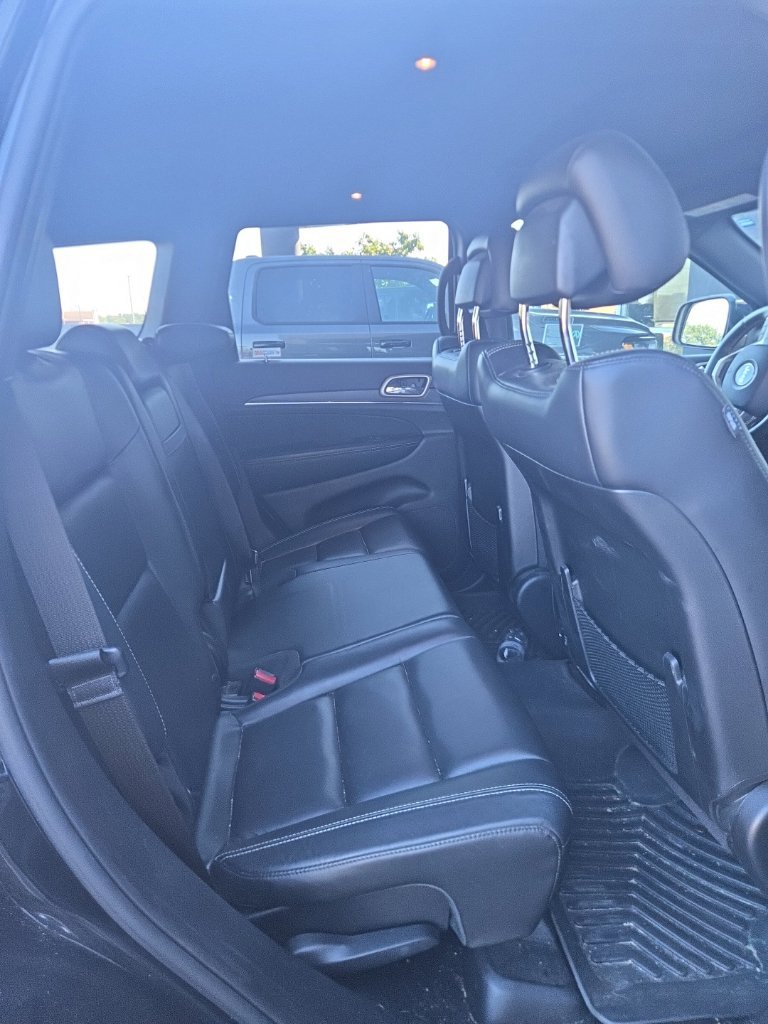 Used 2017 Jeep Grand Cherokee Limited w/ Trailer Tow Group IV AWD/4WD image 6
