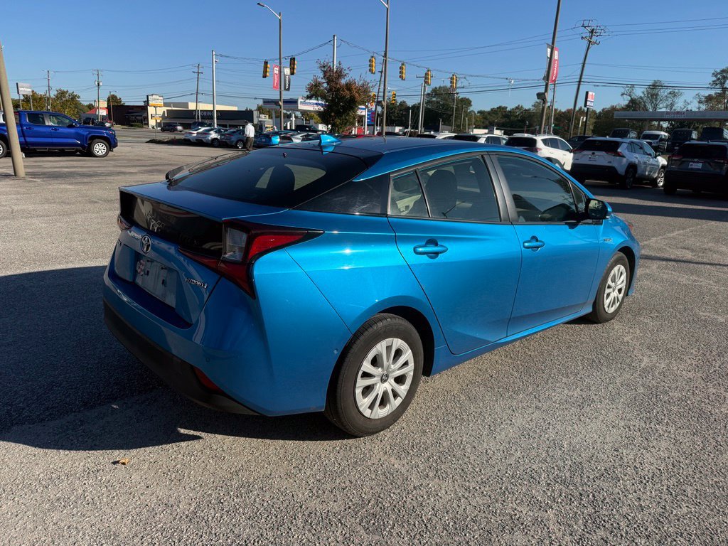 Used 2019 Toyota Prius LE FWD image 6