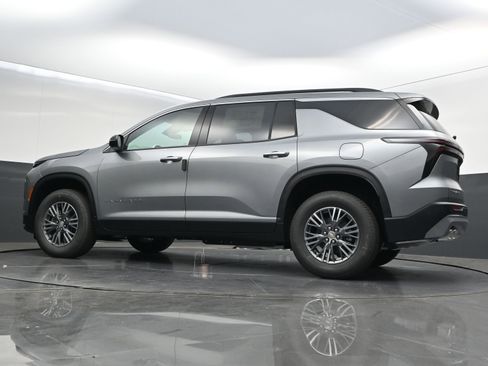 New 2026 Chevrolet Traverse LT FWD image 42