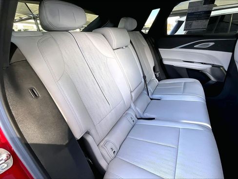 Used 2025 Cadillac Lyriq Sport image 19