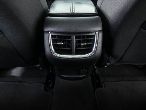 Used 2020 Chevrolet Malibu LT FWD image 18