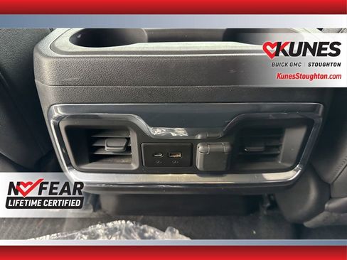 Used 2022 Chevrolet Silverado 2500 LTZ w/ LTZ Plus Package image 41