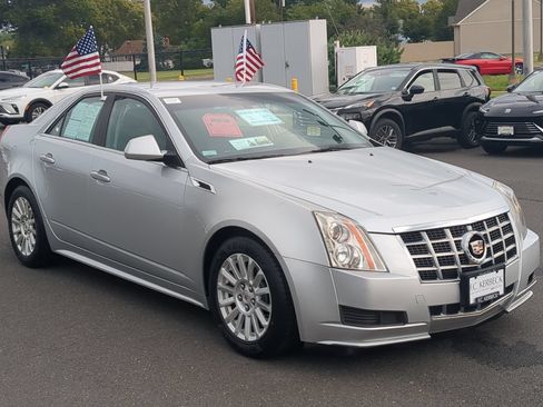 Certified 2013 Cadillac CTS Luxury RWD image 2