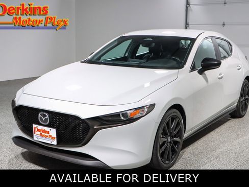 Used 2024 MAZDA MAZDA3 s image 1