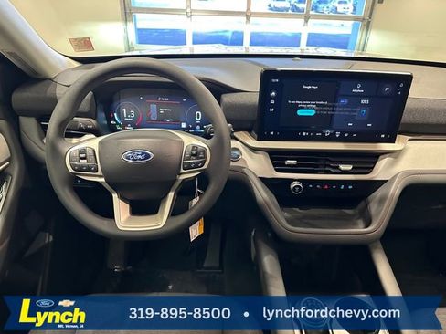 New 2026 Ford Explorer Active image 8