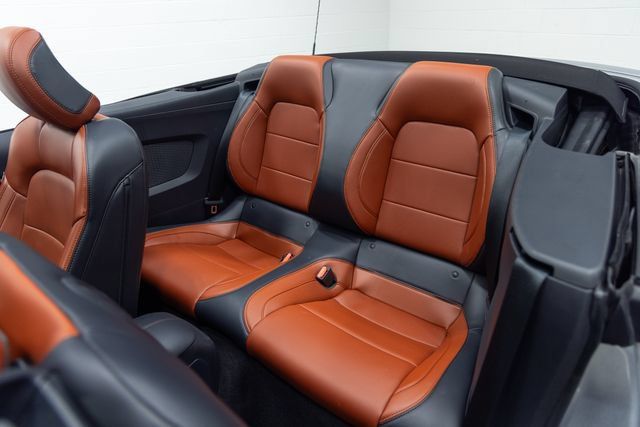 Used 2025 Ford Mustang Premium RWD image 22