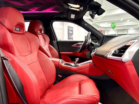 Used 2023 BMW XM image 17