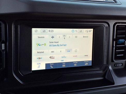 Used 2022 Ford Bronco Black Diamond image 26