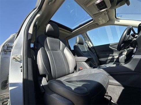 Used 2022 Subaru Forester Limited image 24