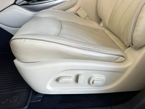 Used 2019 INFINITI QX60 Luxe w/ Essential Package AWD/4WD image 13