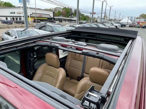 Used 2021 Jeep Wrangler Unlimited Sahara w/ Cold Weather Group AWD/4WD image 2