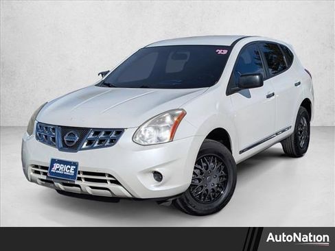 Used 2013 Nissan Rogue S image 1