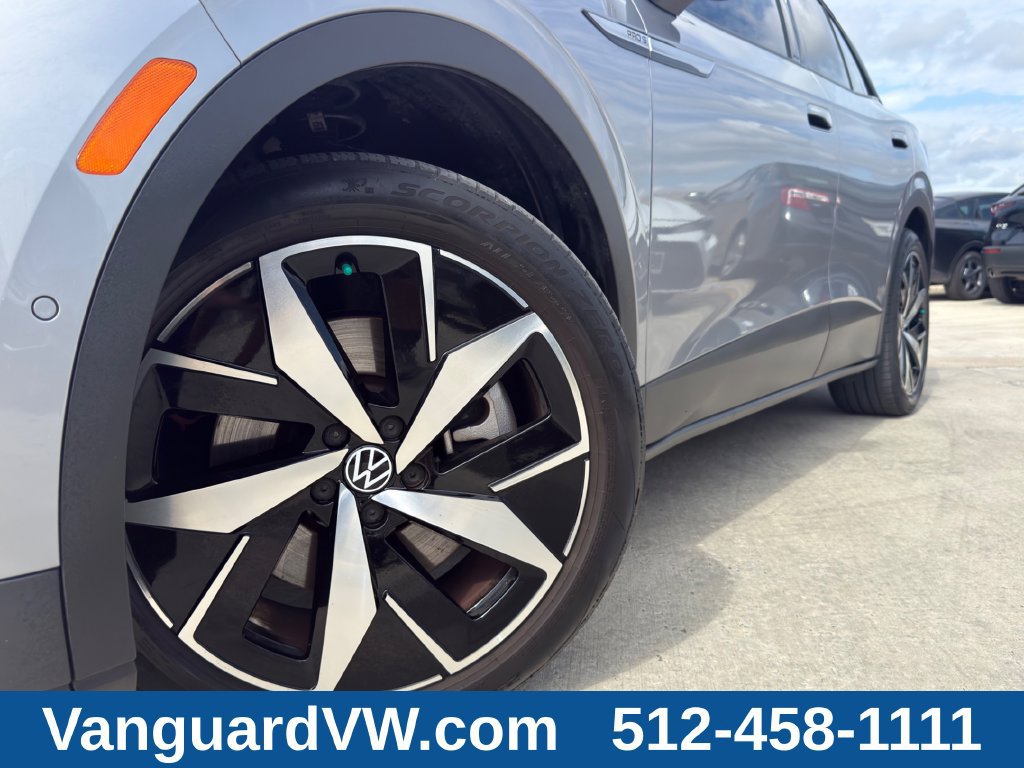 Used 2023 Volkswagen ID.4 Pro S RWD image 4