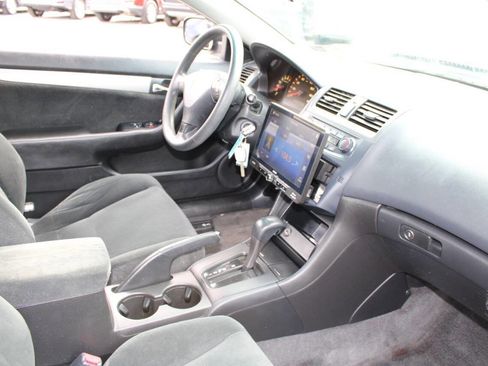 Used 2006 Honda Accord LX image 12