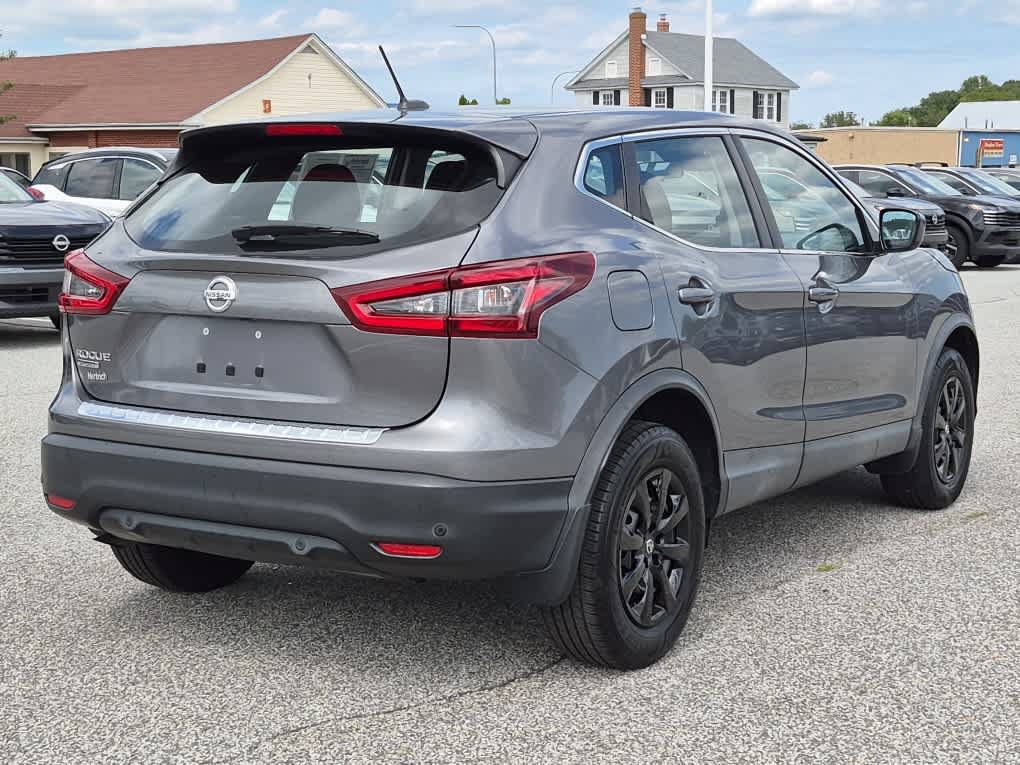 Used 2020 Nissan Rogue Sport S FWD image 3