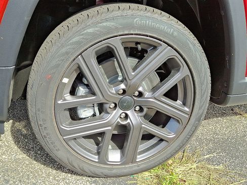 New 2026 Jeep Compass Limited image 3