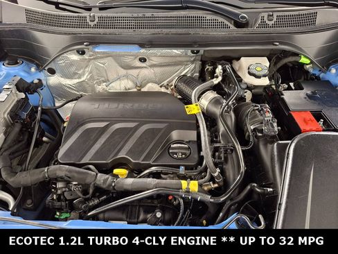 Used 2024 Chevrolet Trax RS w/ Sunroof Package image 34