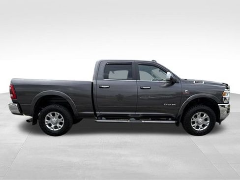 Used 2022 RAM 3500 Laramie w/ Chrome Appearance Group AWD/4WD image 18