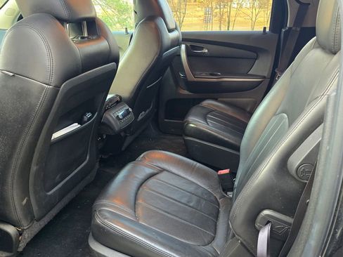 Used 2011 GMC Acadia SLT image 4