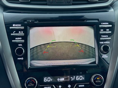 Used 2023 Nissan Murano SV image 22