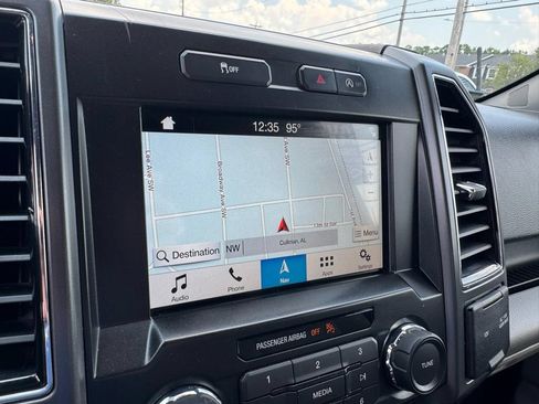 Used 2018 Ford F150 XLT w/ Equipment Group 302A Luxury AWD/4WD image 25