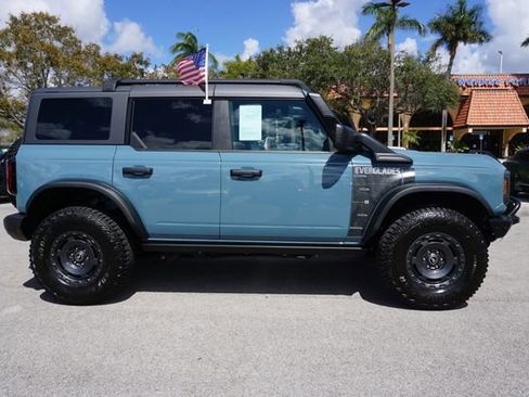 Used 2023 Ford Bronco Everglades image 27
