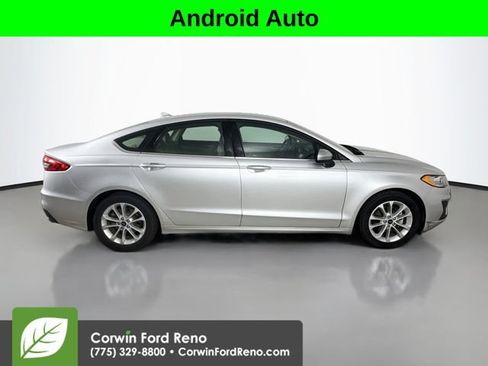Used 2019 Ford Fusion SE FWD image 8