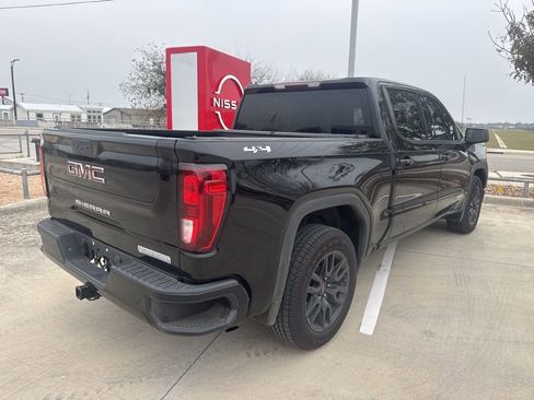 Used 2021 GMC Sierra 1500 Elevation image 3