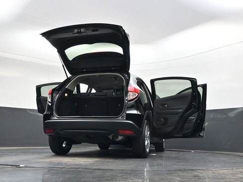 Used 2021 Honda HR-V LX image 42