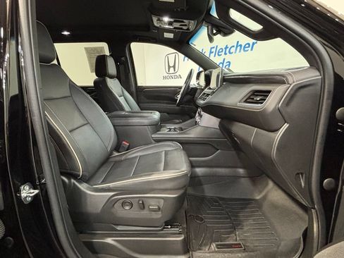 Used 2022 GMC Yukon SLT w/ SLT Premium Package AWD/4WD image 35