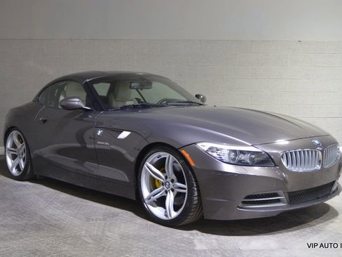 Used 2010 BMW Z4 sDrive35i image 23