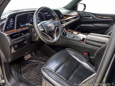 Used 2022 Cadillac Escalade ESV Premium Luxury AWD/4WD image 14