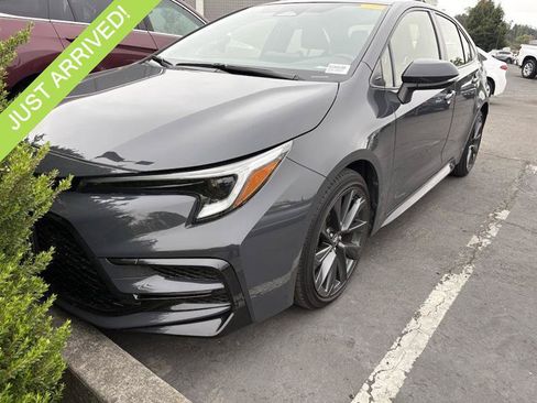 Used 2023 Toyota Corolla SE w/ SE Premium Package FWD image 1
