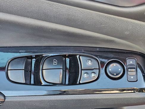 Used 2024 Nissan Altima 2.5 SR w/ SR Premium Package image 14