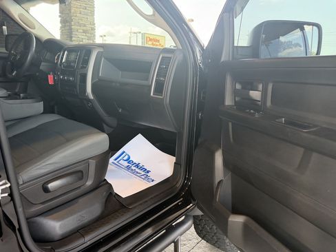 Used 2015 RAM 1500 Express AWD/4WD image 21