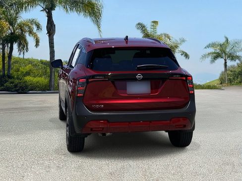 Certified 2026 Nissan Kicks SV FWD image 4