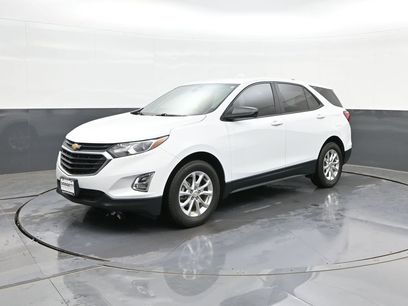 Used 2021 Chevrolet Equinox LS w/ LS Convenience Package