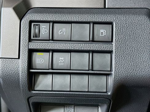 Used 2026 Toyota 4Runner SR5 AWD/4WD image 17