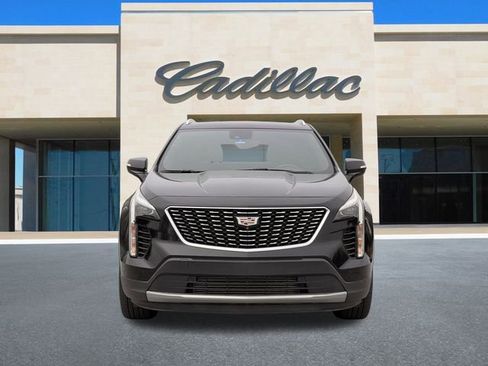 Certified 2022 Cadillac XT4 Premium Luxury w/ Enhanced Visibility Package image 11