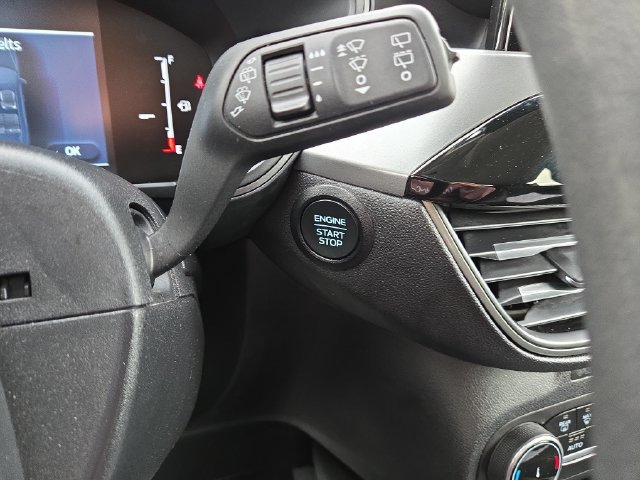 Used 2025 Ford Escape Active AWD/4WD image 24