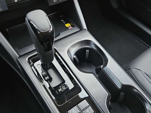 New 2026 Subaru Outback Premium image 31