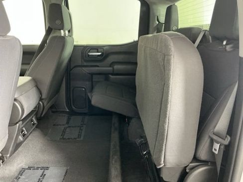 Used 2022 Chevrolet Silverado 1500 Custom w/ LPO, Blackout Package AWD/4WD image 23