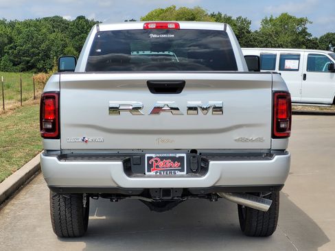 New 2026 RAM 2500 Lone Star image 4
