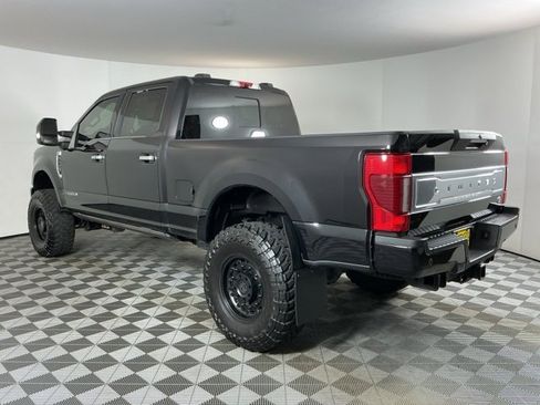 Used 2020 Ford F350 Limited image 6