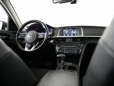 Used 2019 Kia Optima S w/ S Panoramic Sunroof Package image 10