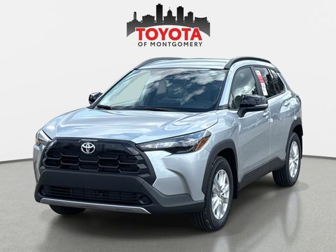 New 2026 Toyota Corolla Cross LE image 7