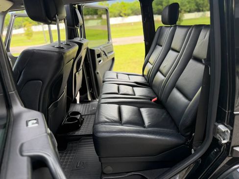 Used 2013 Mercedes-Benz G 550 image 11