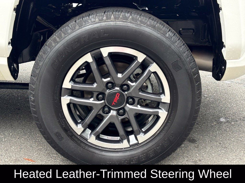 Used 2024 Toyota Tacoma TRD Sport w/ TRD Sport Upgrade Package RWD image 11