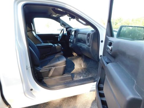 Used 2023 GMC Sierra 1500 Pro w/ Pro Value Package RWD image 5
