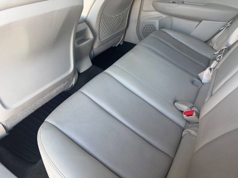 Used 2012 Subaru Outback 2.5i Limited w/ Moonroof Pkg image 18